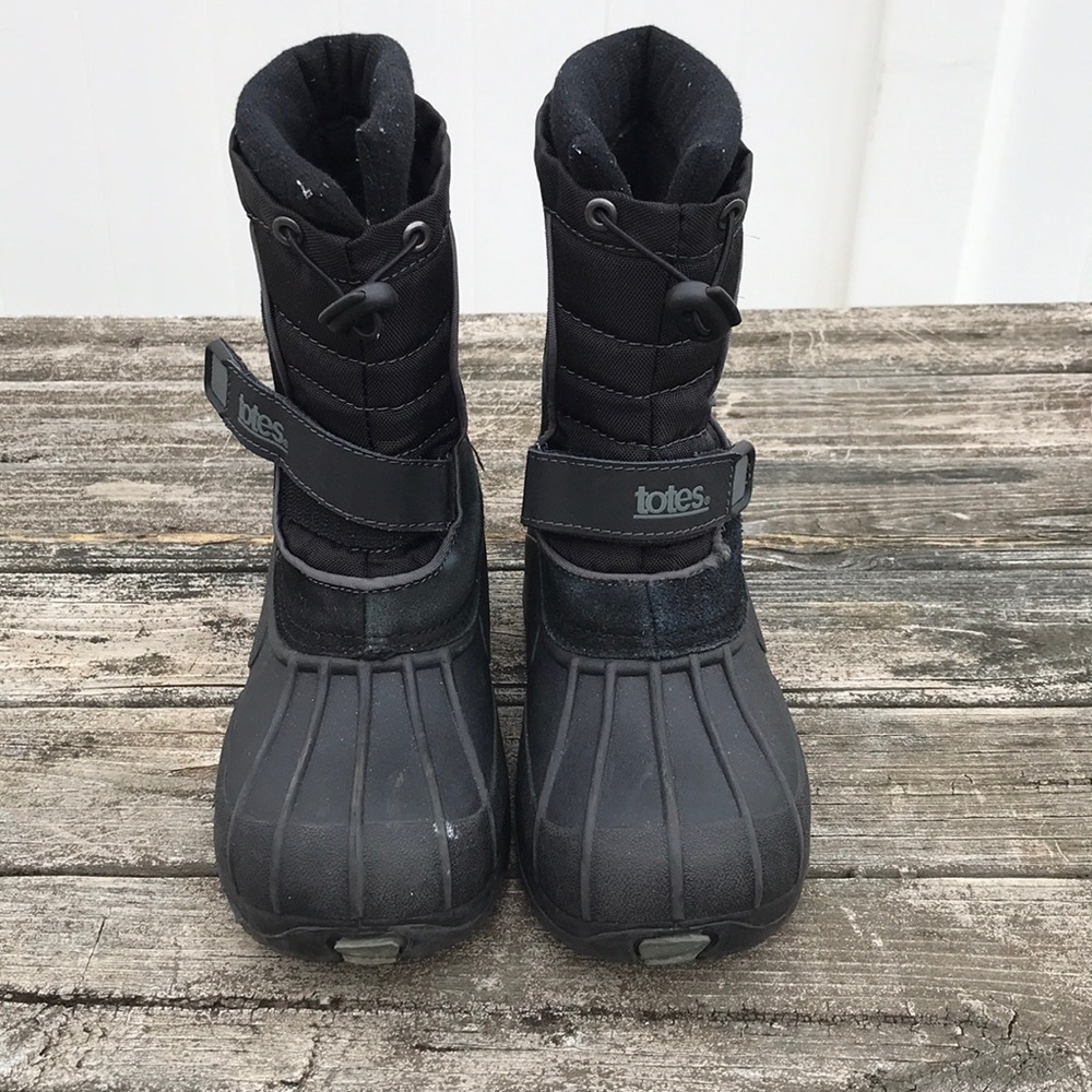 Totes boots